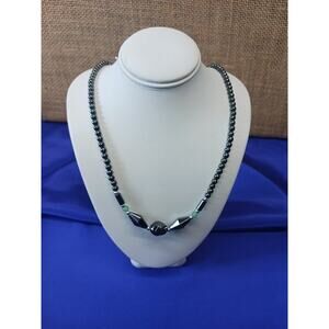 Hematite Necklace with 2 small jade green beads l Length: 18"